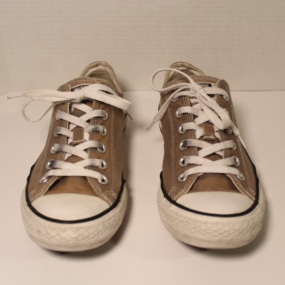 Men's 7 Women's 9 | Converse | Low Tops - Gray - Picture 2 of 11